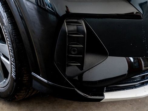 Used 2022 Audi Q4 e-tron Premium Plus image 19