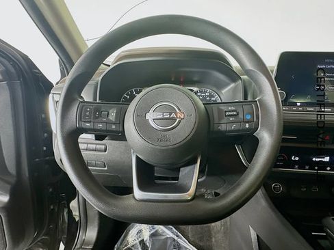 Certified 2023 Nissan Rogue SV FWD image 13