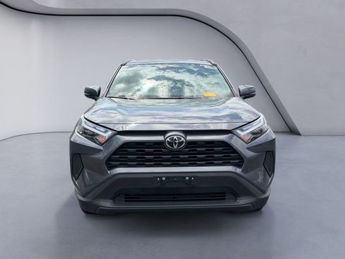 Used 2025 Toyota RAV4 XLE image 8