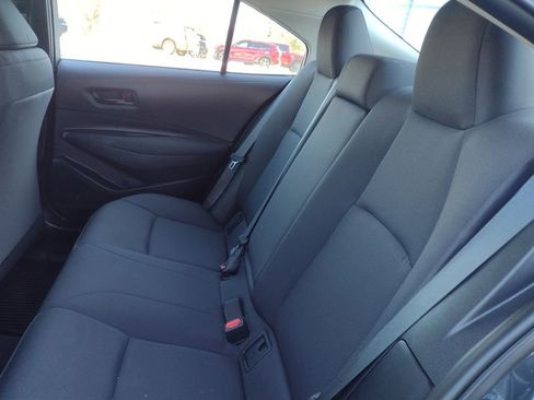 Used 2025 Toyota Corolla LE image 17