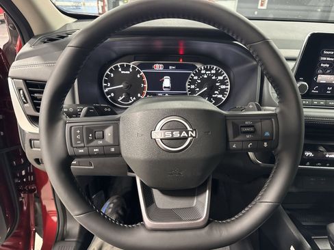 New 2026 Nissan Rogue SV w/ Cold Weather Package AWD/4WD image 18