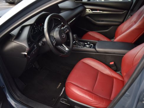 Used 2022 MAZDA MAZDA3 s FWD image 9