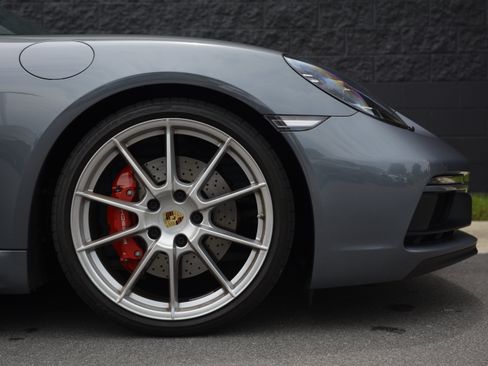 Certified 2025 Porsche 718 Boxster GTS RWD image 11