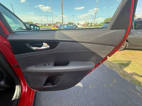 Used 2024 Kia Forte GT w/ GT2 Package FWD image 20
