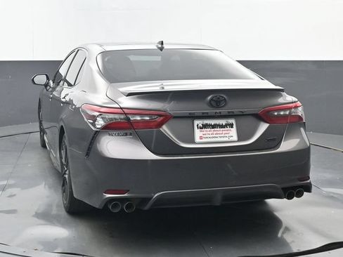 Used 2022 Toyota Camry XSE FWD image 4