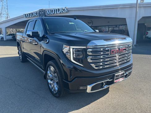 Used 2024 GMC Sierra 1500 Denali image 3
