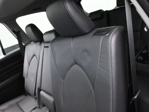 Used 2025 Toyota Grand Highlander AWD image 33