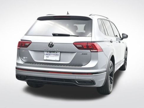 Used 2024 Volkswagen Tiguan SE R-Line image 7