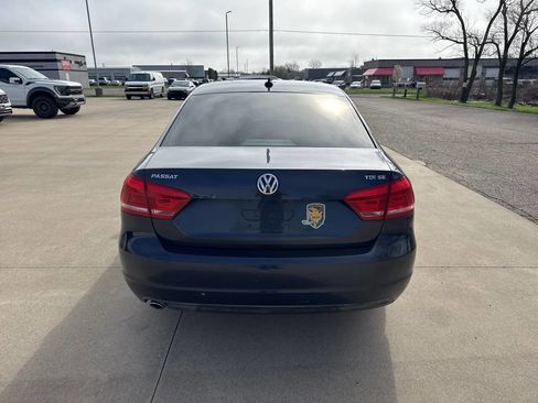 Used 2013 Volkswagen Passat TDI SE image 4