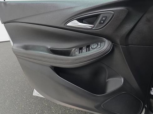 Used 2024 Buick Encore GX Preferred FWD image 24