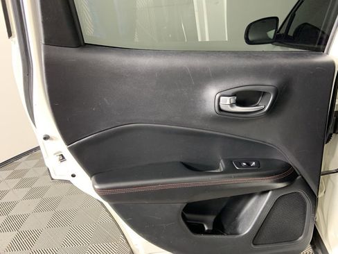 Used 2020 Jeep Compass Trailhawk image 22