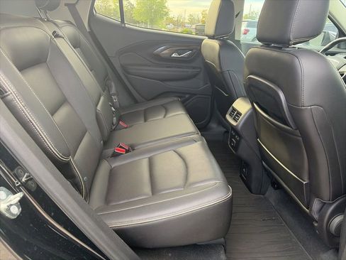 Used 2018 GMC Terrain Denali w/ Advanced Safety Package image 12