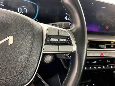 Used 2025 Kia Telluride S AWD/4WD image 26