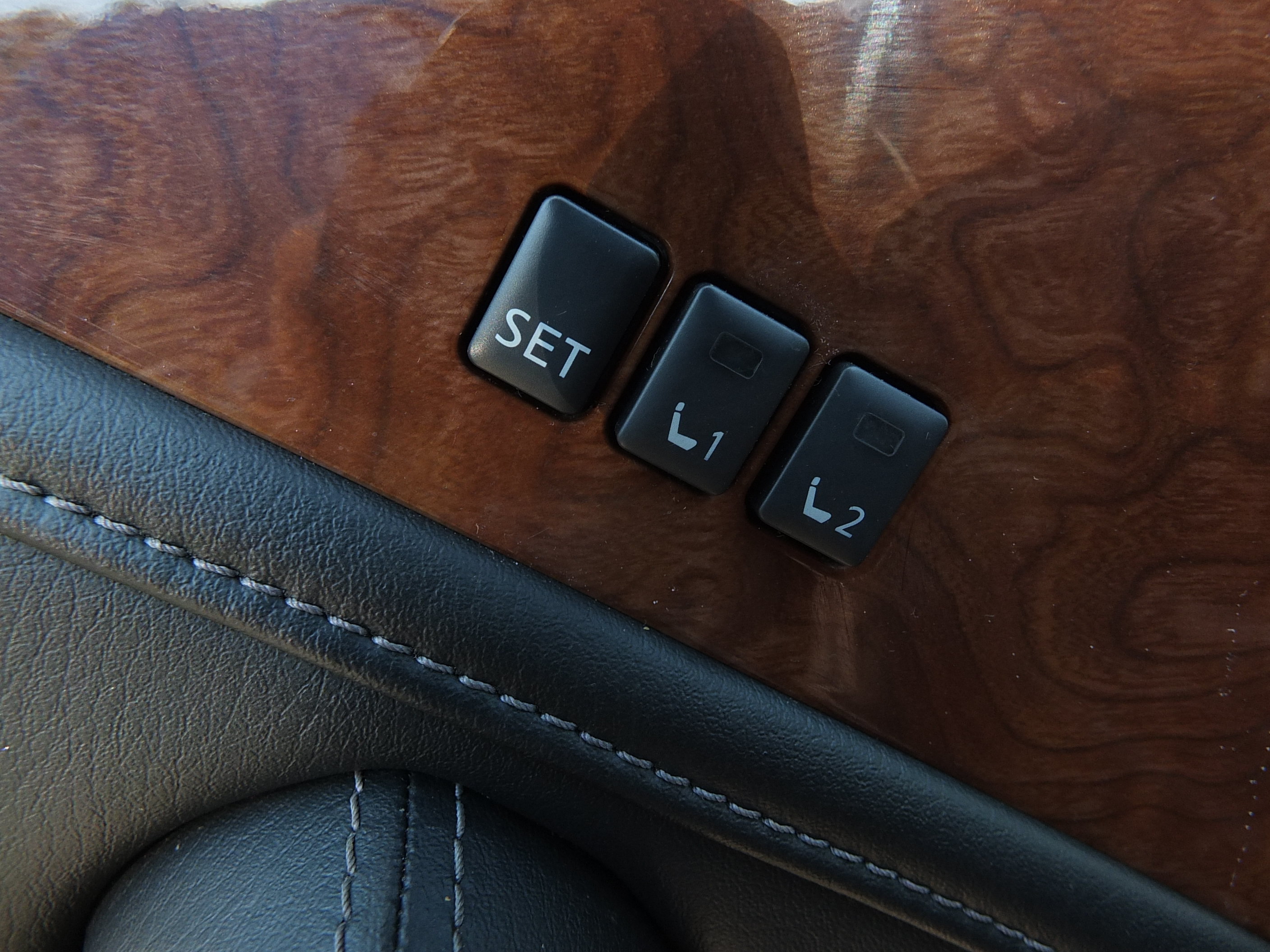 Used 2019 INFINITI QX80 Luxe AWD/4WD image 22