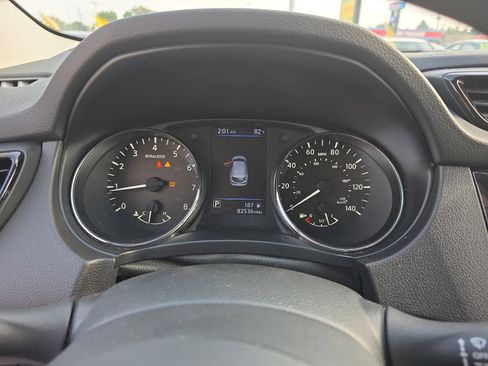 Used 2020 Nissan Rogue Sport S image 15