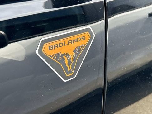 Used 2025 Ford Bronco Badlands AWD/4WD image 9