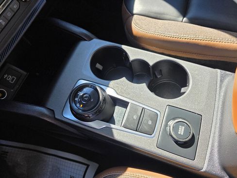 Used 2025 Ford Bronco Sport Outer Banks AWD/4WD image 17