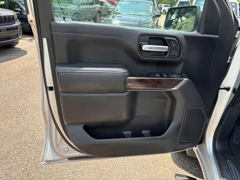 Used 2019 GMC Sierra 1500 SLT w/ SLT Premium Package AWD/4WD image 7