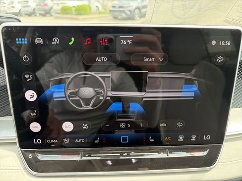 New 2026 Volkswagen Tiguan SE AWD/4WD image 19