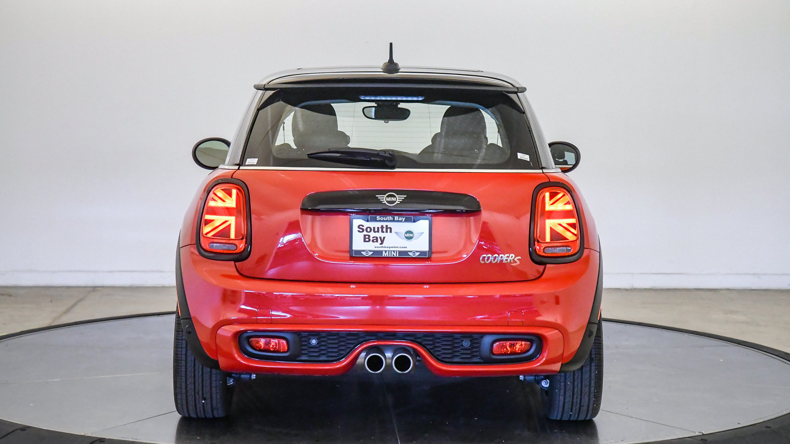 Used 2021 MINI Cooper S FWD image 3