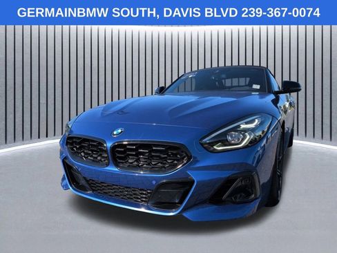Certified 2025 BMW Z4 M40i w/ Premium Package RWD image 9
