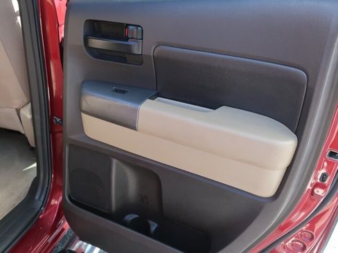 Used 2010 Toyota Tundra 4x4 Double Cab image 31
