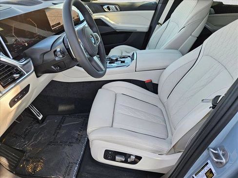 New 2026 BMW X5 xDrive40i w/ M Sport Package image 14