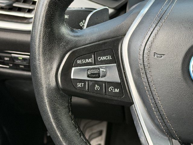 Used 2022 BMW X5 xDrive45e w/ Luxury Seating Package AWD/4WD image 13