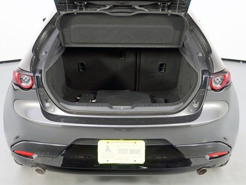 Used 2021 MAZDA MAZDA3 s image 9
