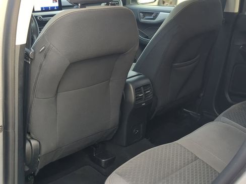 Used 2022 Ford Escape SE w/ Cold Weather Package image 21