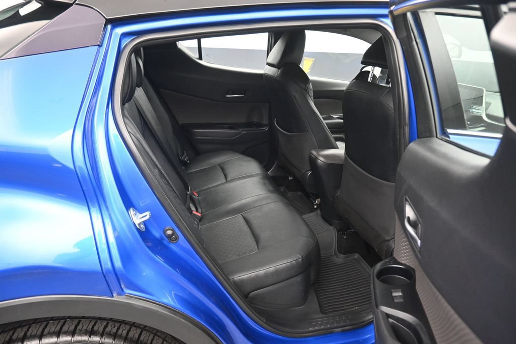 Used 2021 Toyota C-HR Limited FWD image 34