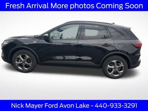 Used 2025 Ford Escape ST-Line Select AWD/4WD image 4