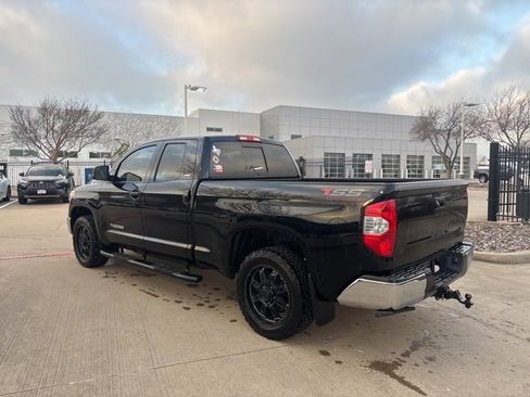 Used 2016 Toyota Tundra SR5 image 7