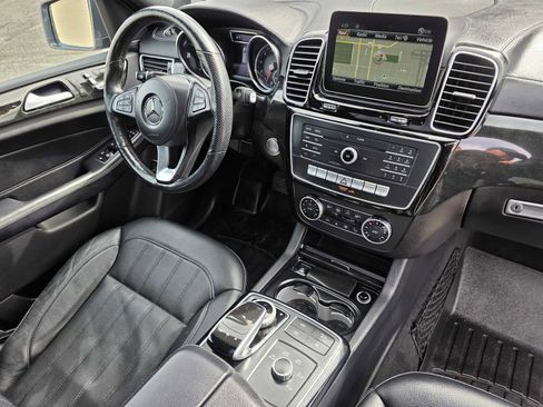 Used 2019 Mercedes-Benz GLS 450 4MATIC image 11