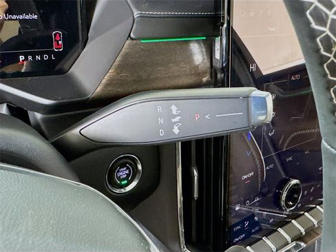 New 2026 GMC Acadia Denali Ultimate w/ LPO, Floor Liner Package image 11