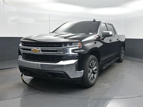 Used 2022 Chevrolet Silverado 1500 LT AWD/4WD image 1