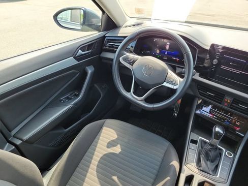 Used 2025 Volkswagen Jetta S FWD image 13