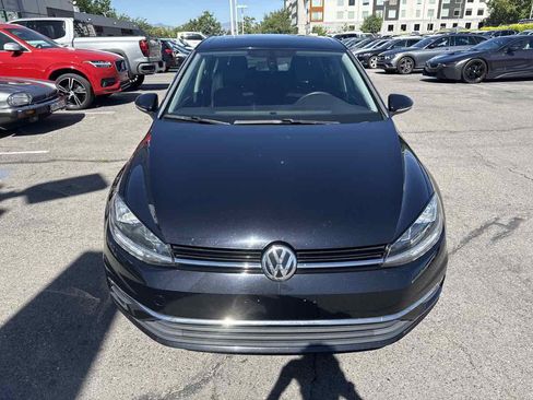 Used 2020 Volkswagen Golf 4-Door FWD image 3