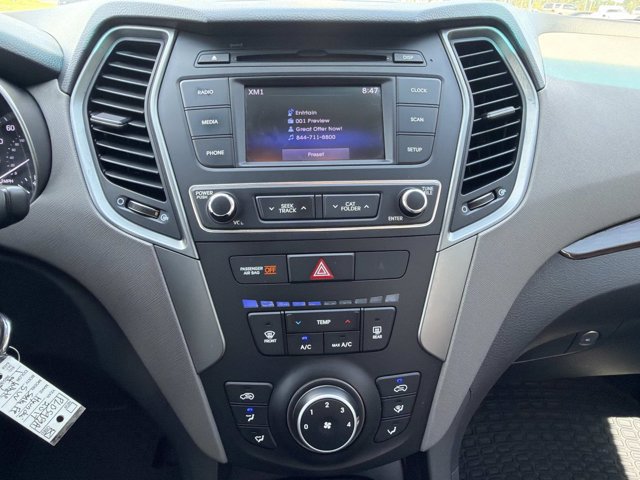 Used 2017 Hyundai Santa Fe Sport FWD image 28