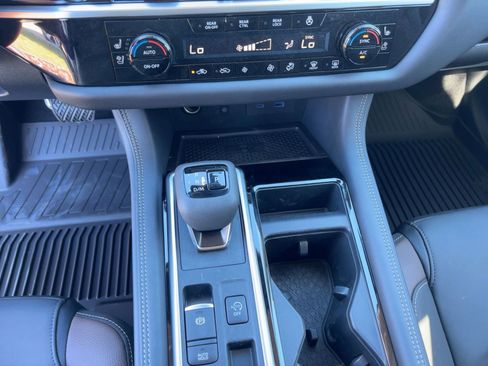 New 2025 Nissan Pathfinder Platinum w/ Cargo Package image 19