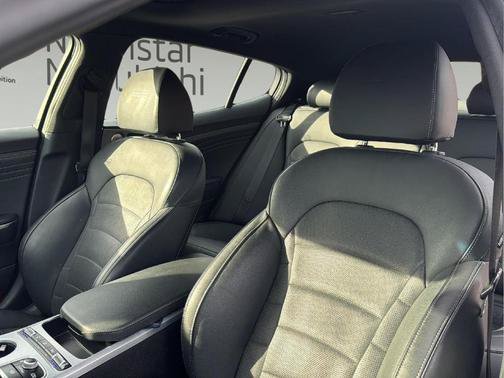 Used 2023 Kia Stinger GT2 RWD image 19