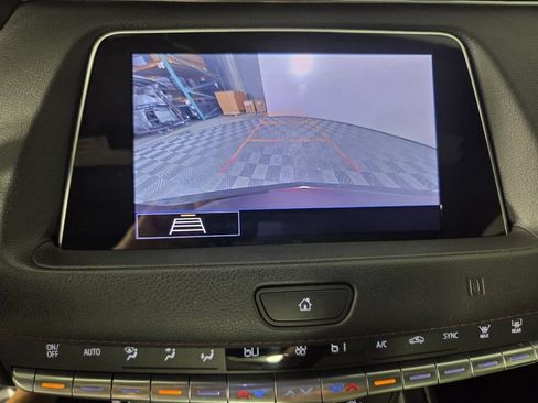 Used 2020 Cadillac XT4 Sport w/ Driver Assist Package FWD image 11