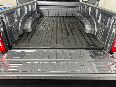Used 2025 Ford F350 XLT AWD/4WD image 12