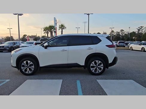 Used 2023 Nissan Rogue SV image 26