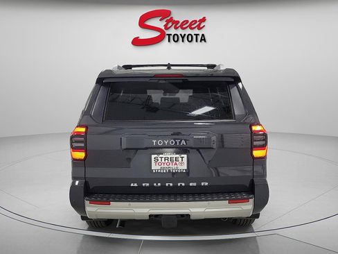 Certified 2025 Toyota 4Runner Limited image 3