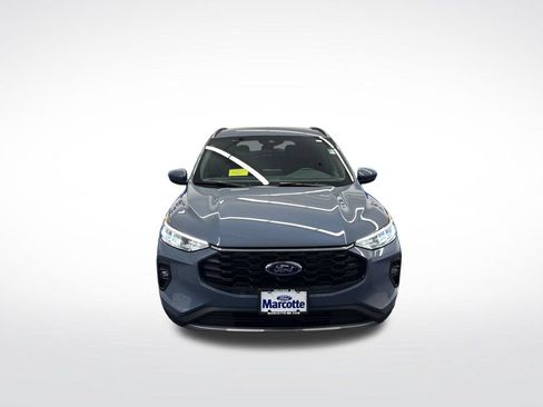 Certified 2025 Ford Escape ST-Line Select AWD/4WD image 9