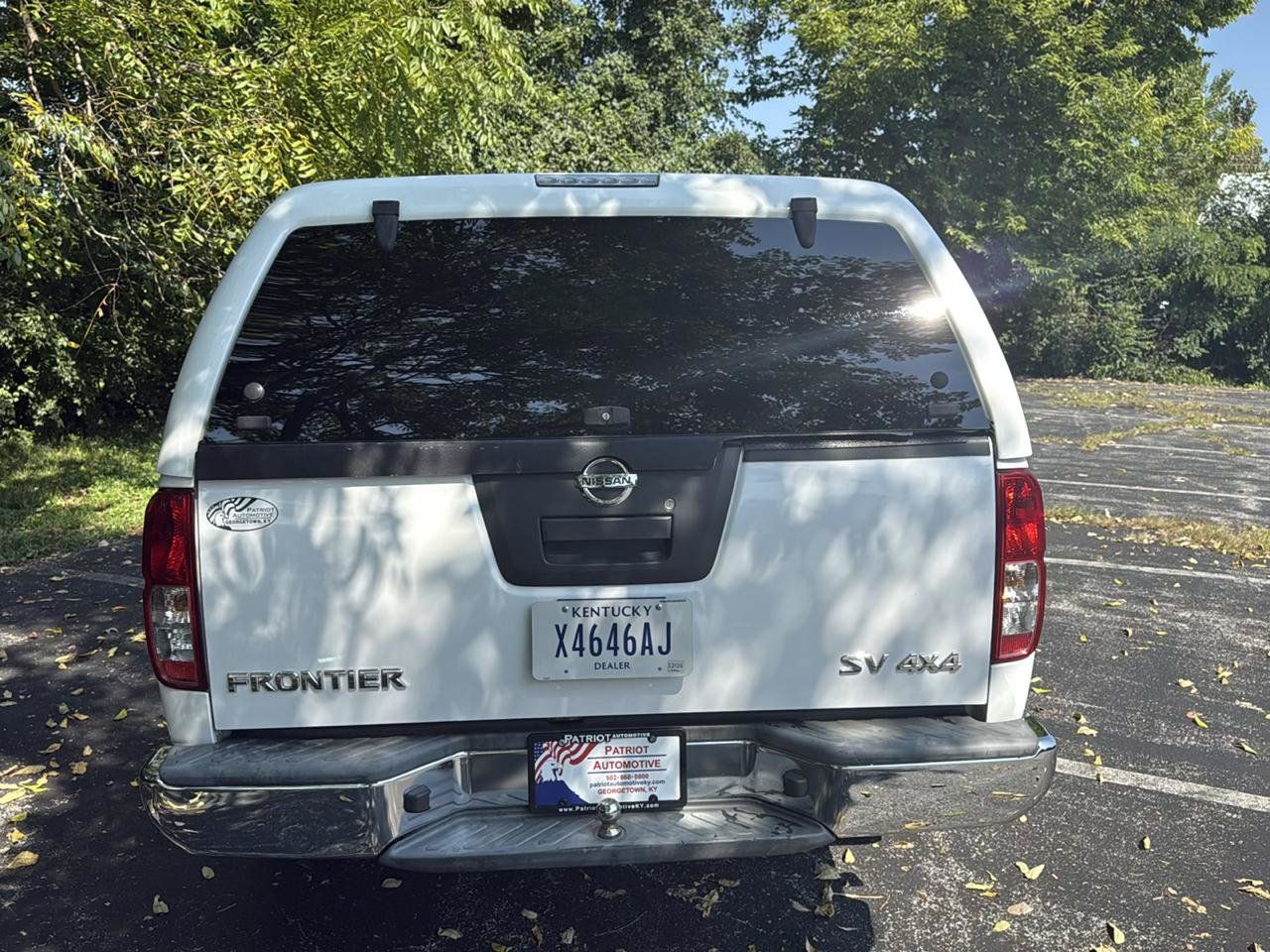 Used 2012 Nissan Frontier SV AWD/4WD image 3