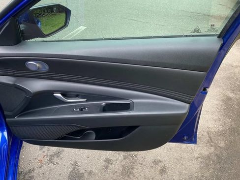 Used 2023 Hyundai Elantra SEL w/ Convenience Package FWD image 36