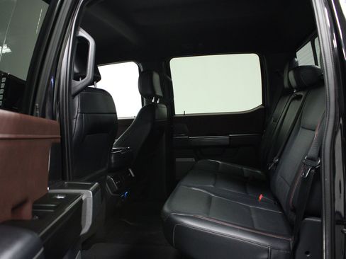 Used 2022 Ford F150 Lariat image 13