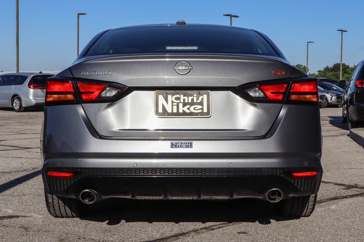 Used 2024 Nissan Altima 2.5 SR FWD image 5
